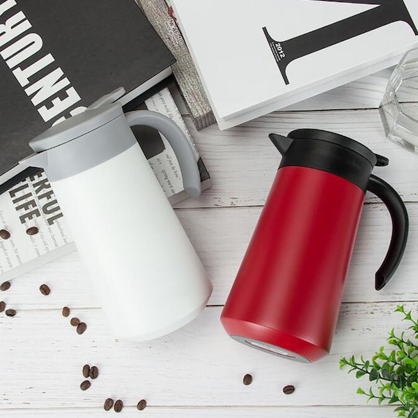 Classy Unbreakable Thermos keeps Hot/Cold